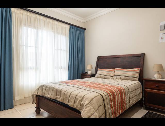 3 BEDROOM HOUSE FOR SALE IN UMHLALI GOLF ESTATE